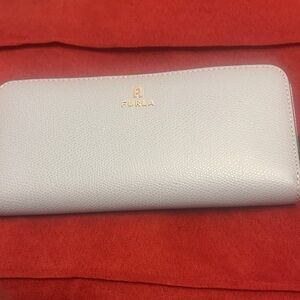 Furla Cream Women's Wallet